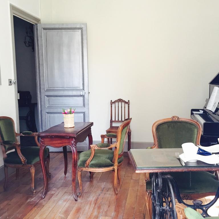 La Petite Cour - Perigueux Bed and Breakfast Eksteriør billede